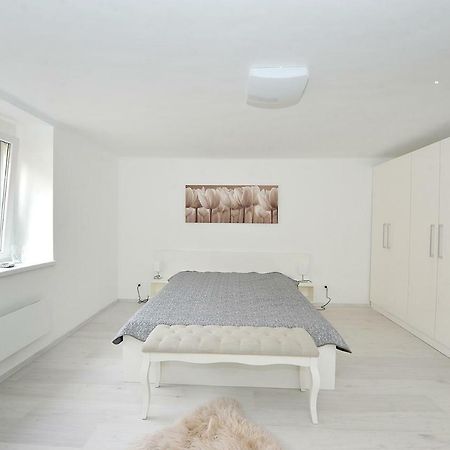 Pure Apartman Pécs Exterior photo