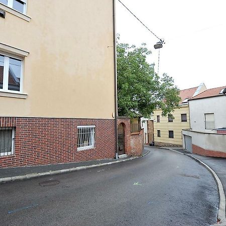 Pure Apartman Pécs Exterior photo